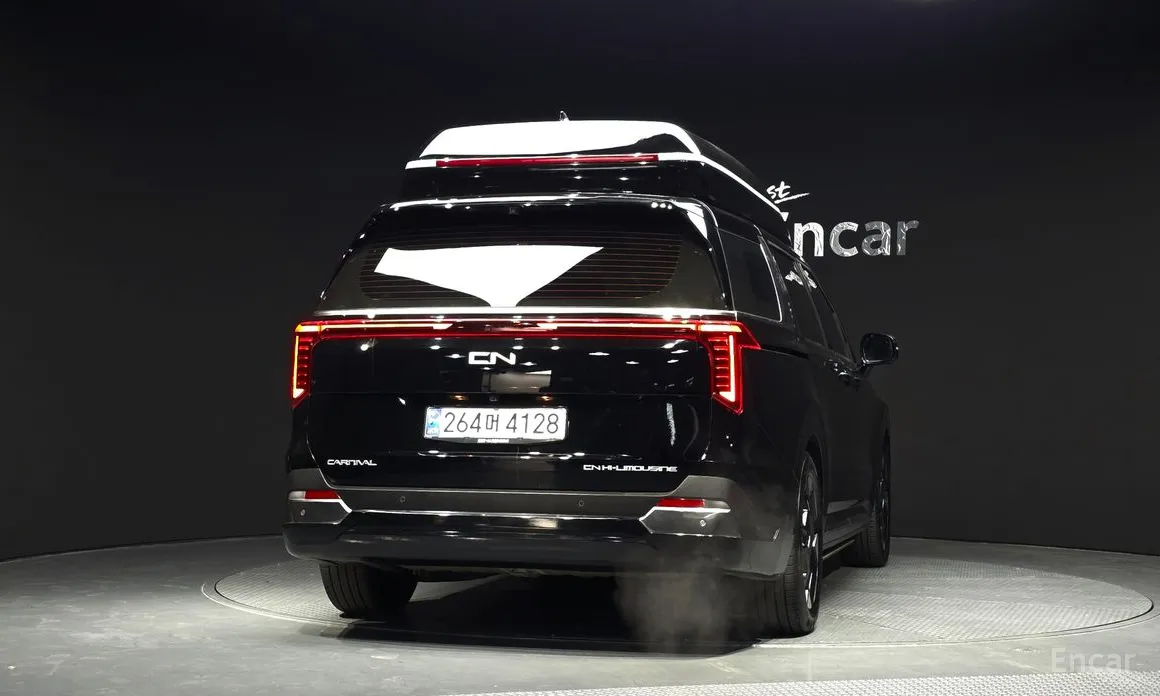 Фото 4 - Kia Carnival