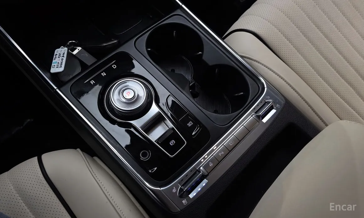 Фото 9 - Kia Carnival