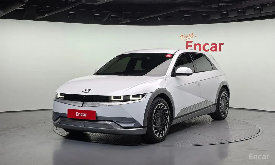 Photo 1 - Hyundai Ioniq 5