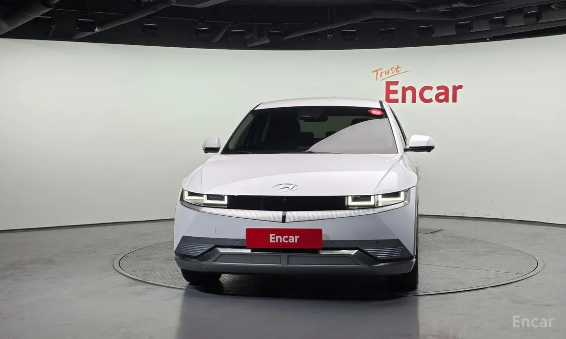 Photo 3 - Hyundai Ioniq 5