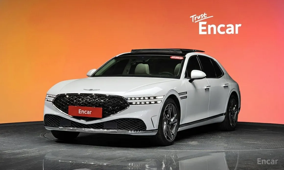 Фото 1 - Genesis G90