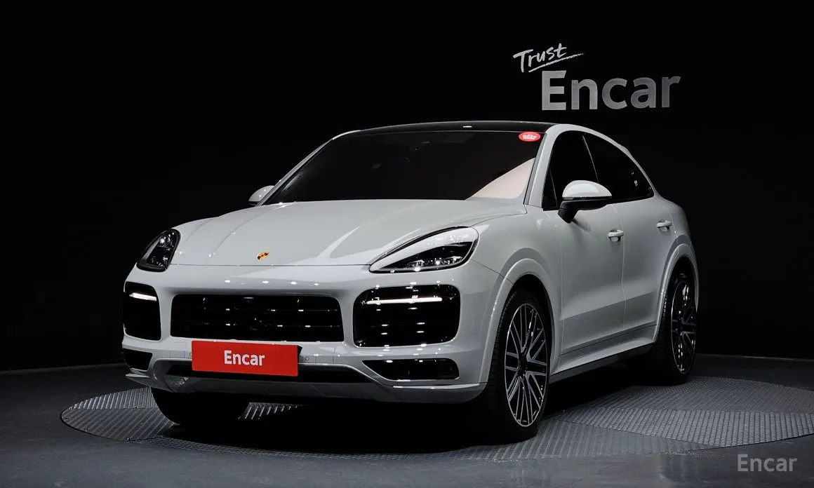 Фото 1 - Porsche Cayenne