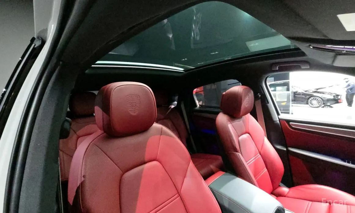 Фото 19 - Porsche Cayenne