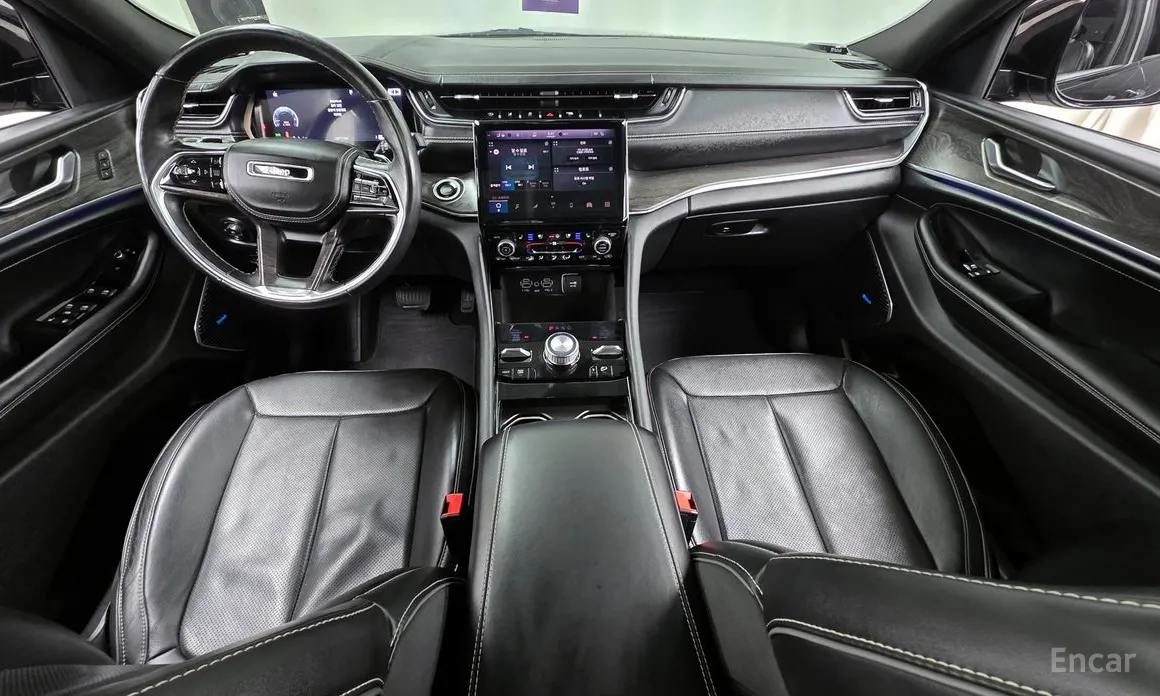 Photo 7 - Jeep Cherokee