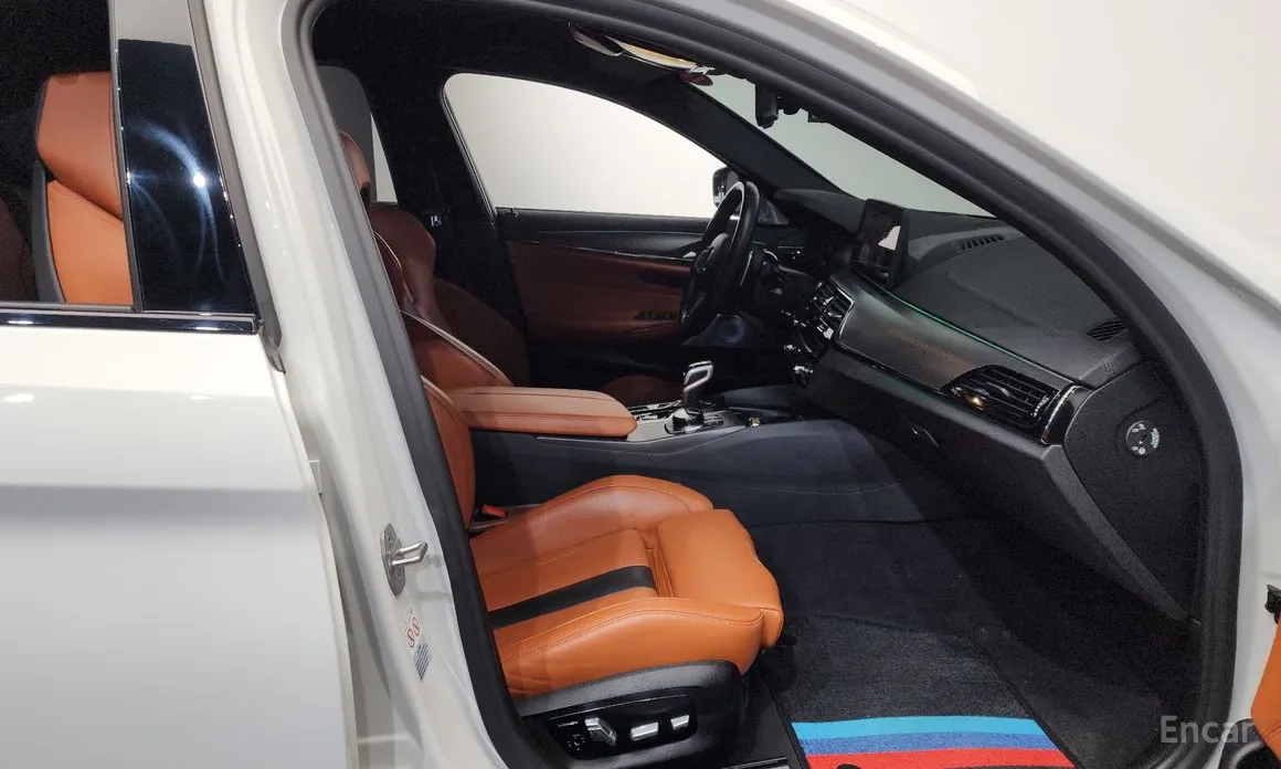 Фото 11 - BMW M5