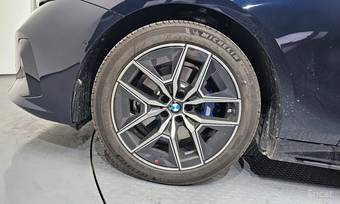 Фото 5 - BMW 5 Series