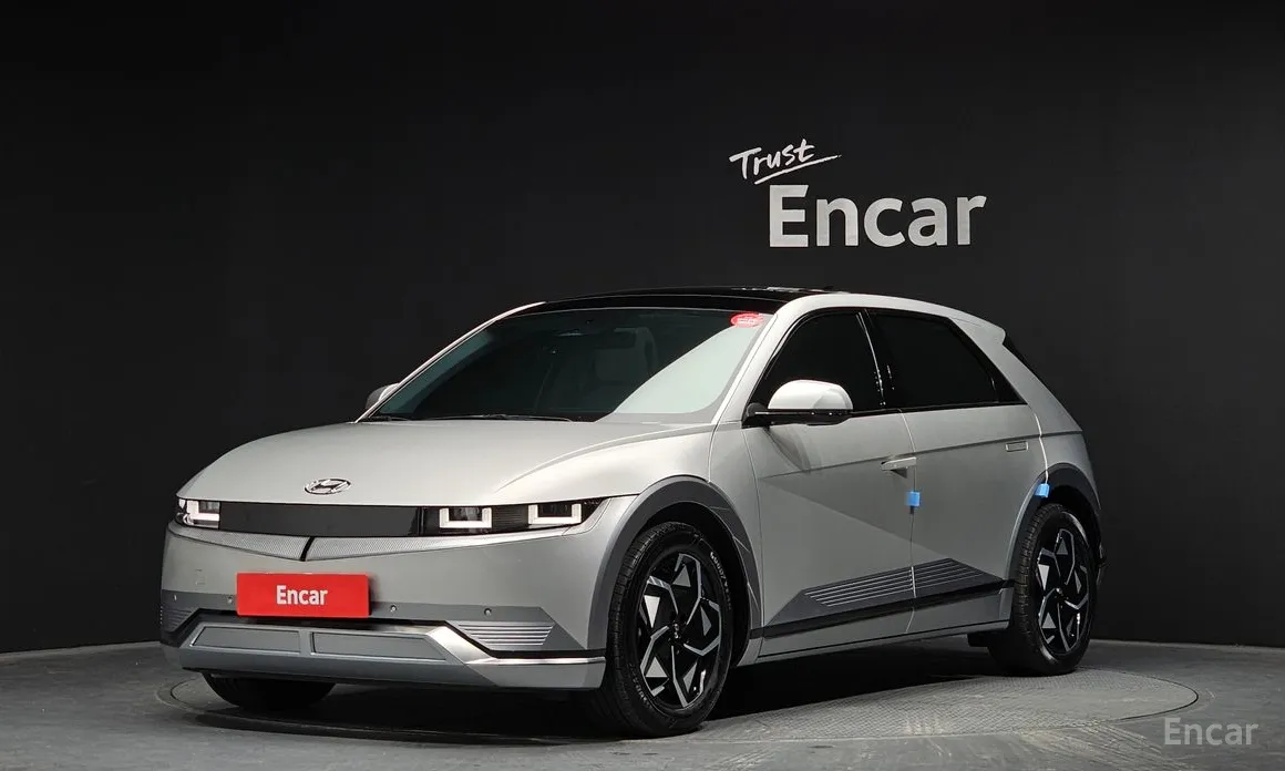 Photo 1 - Hyundai Ioniq 5