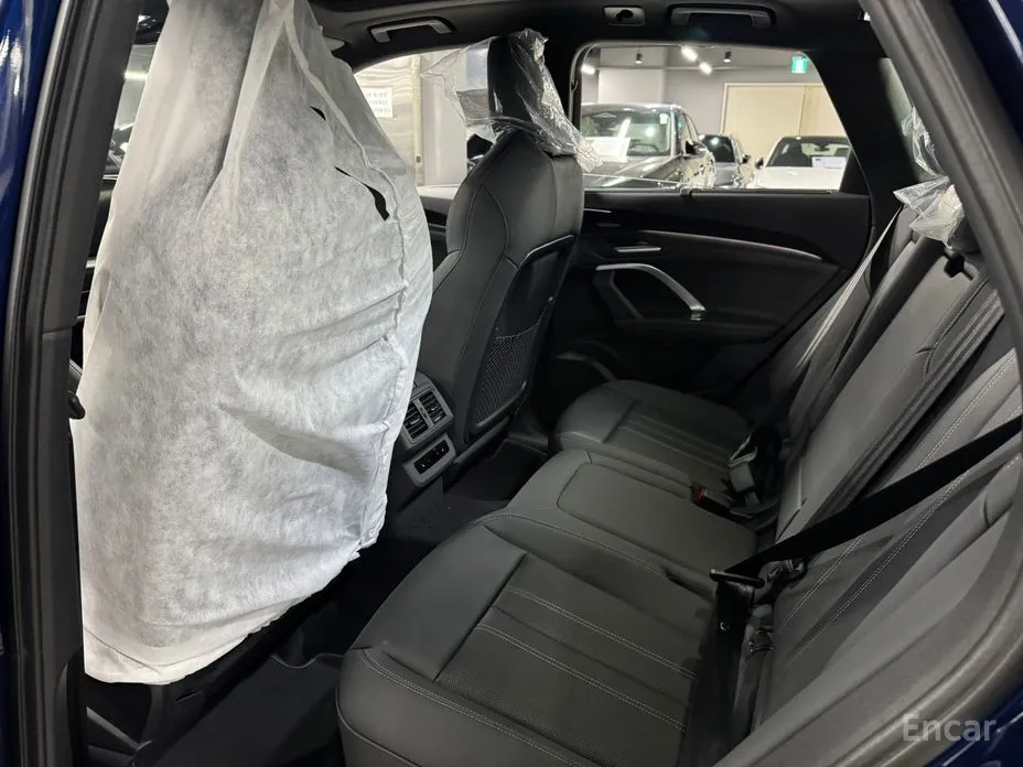 Фото 13 - Audi Q5