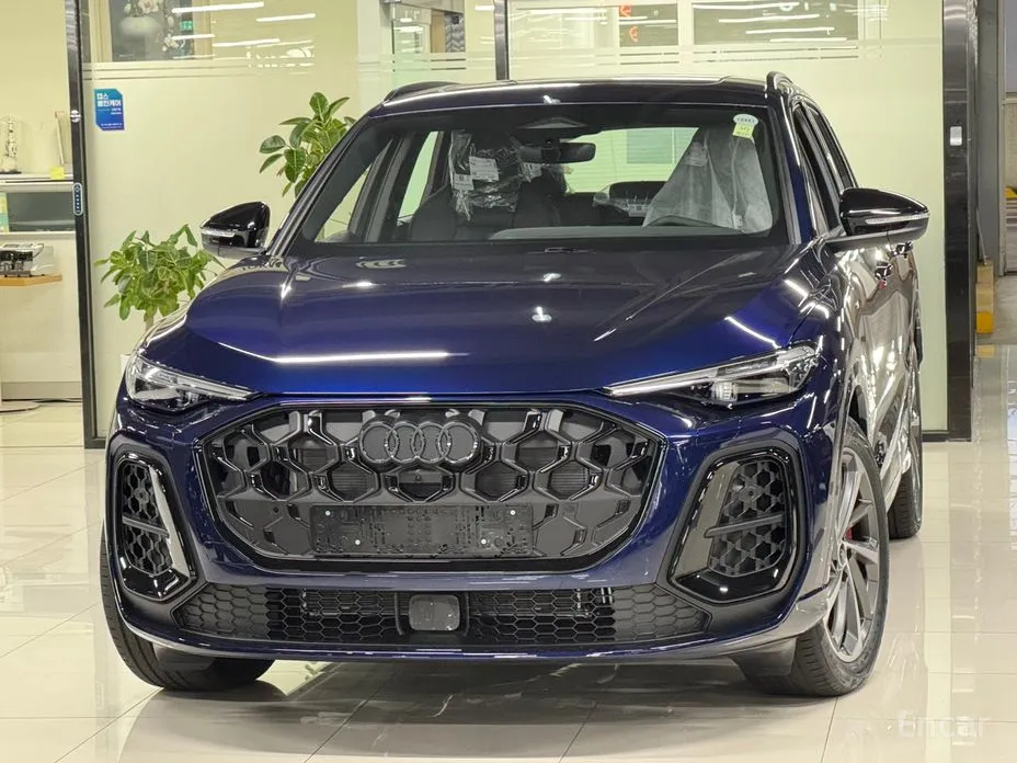 Фото 2 - Audi Q5