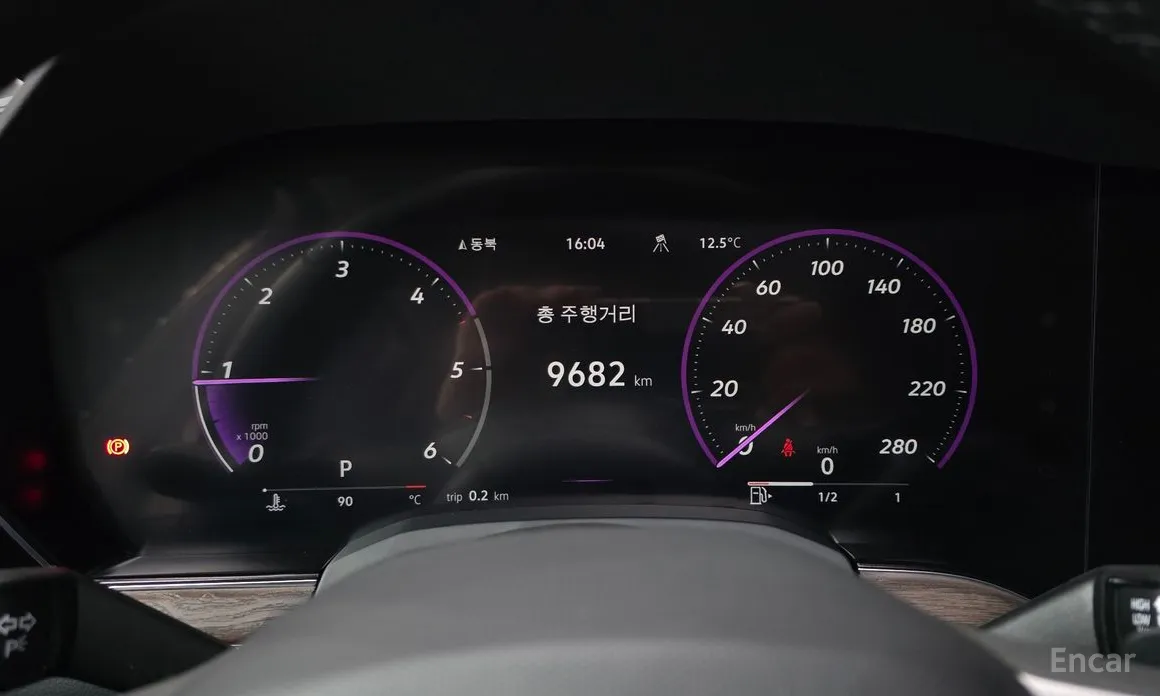 Фото 16 - Volkswagen Touareg