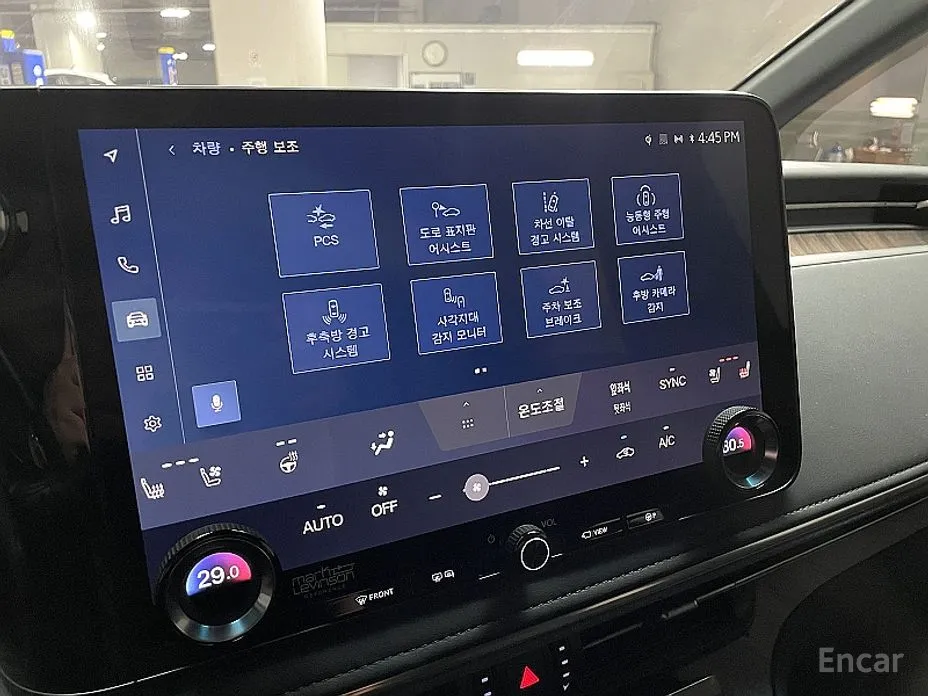 Фото 12 - Lexus LM