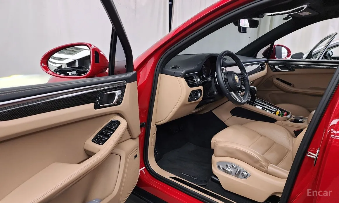 Фото 10 - Porsche Macan