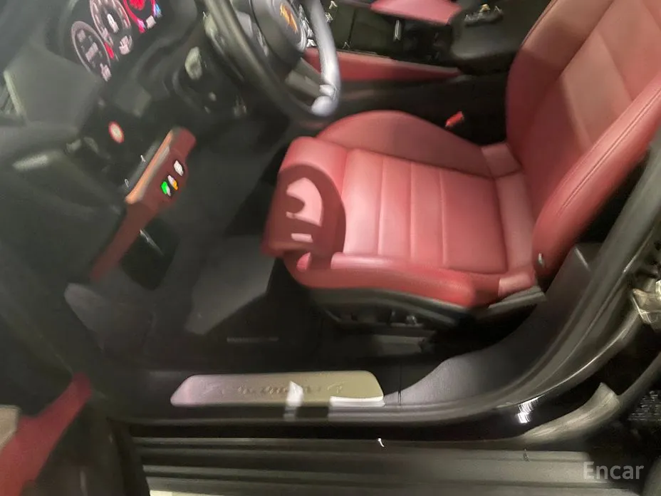 Photo 5 - Porsche Panamera