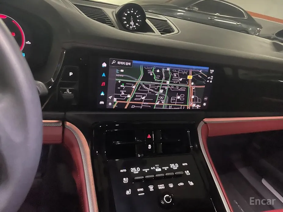 Photo 7 - Porsche Panamera