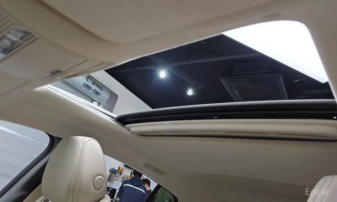 Photo 18 - Mercedes-Benz AMG GT