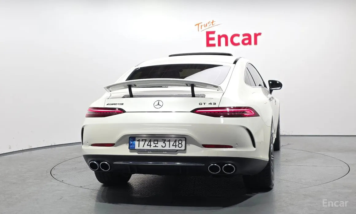 Photo 4 - Mercedes-Benz AMG GT