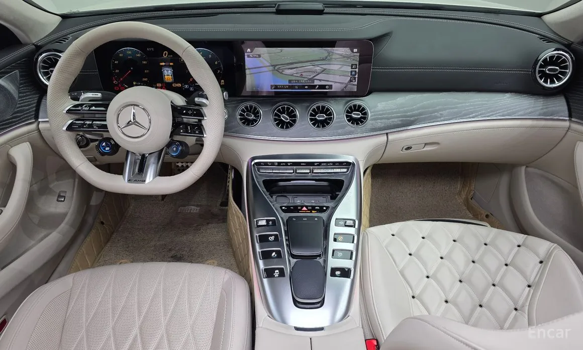 Photo 7 - Mercedes-Benz AMG GT