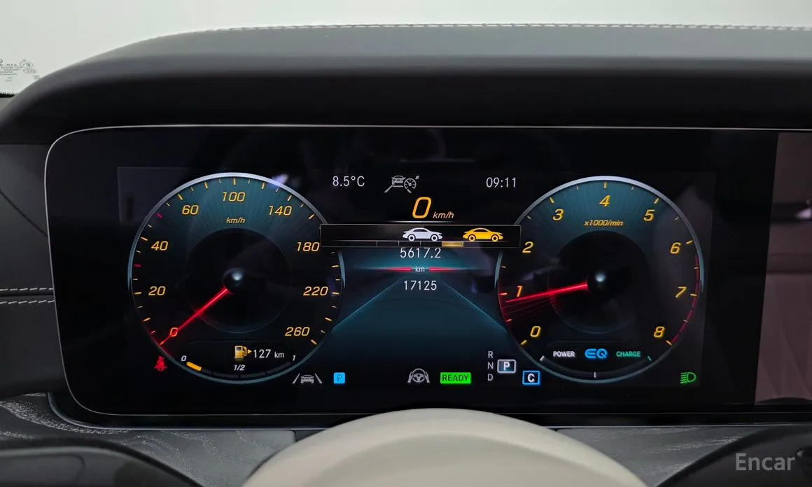 Photo 8 - Mercedes-Benz AMG GT