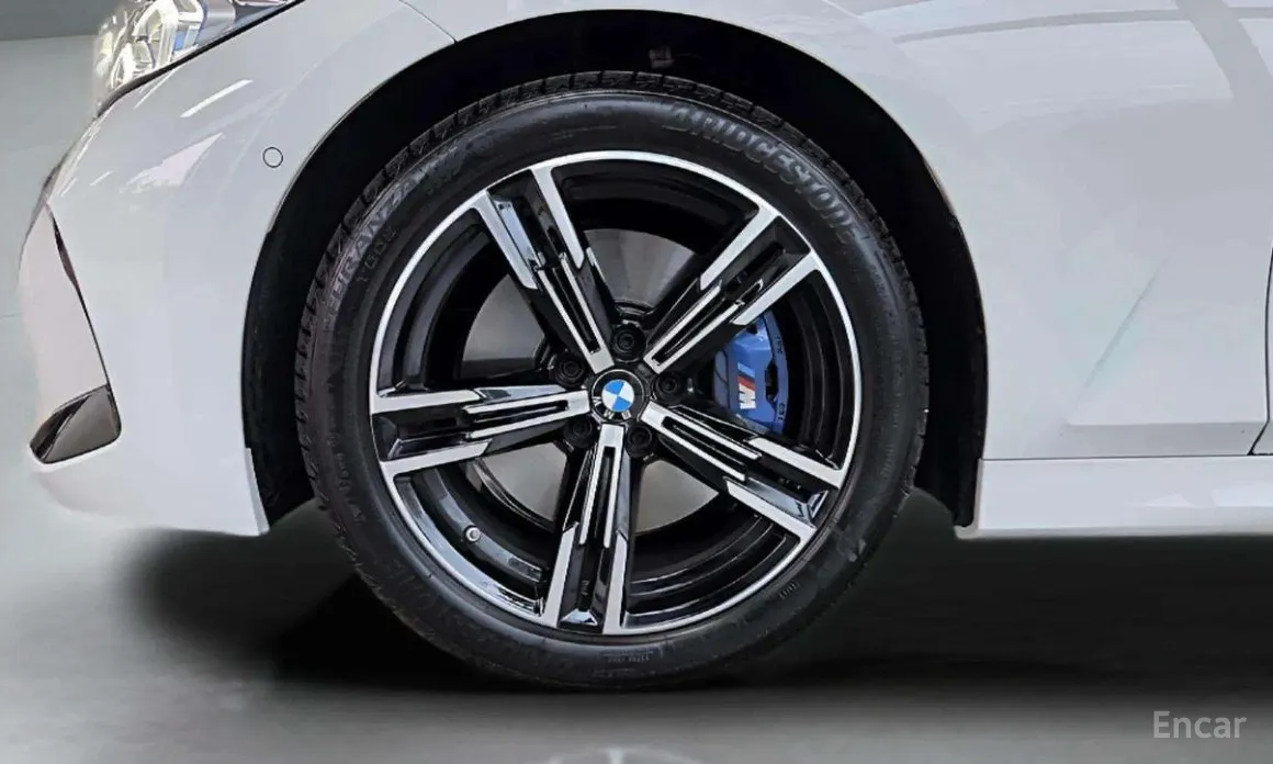 Фото 17 - BMW 3 Series