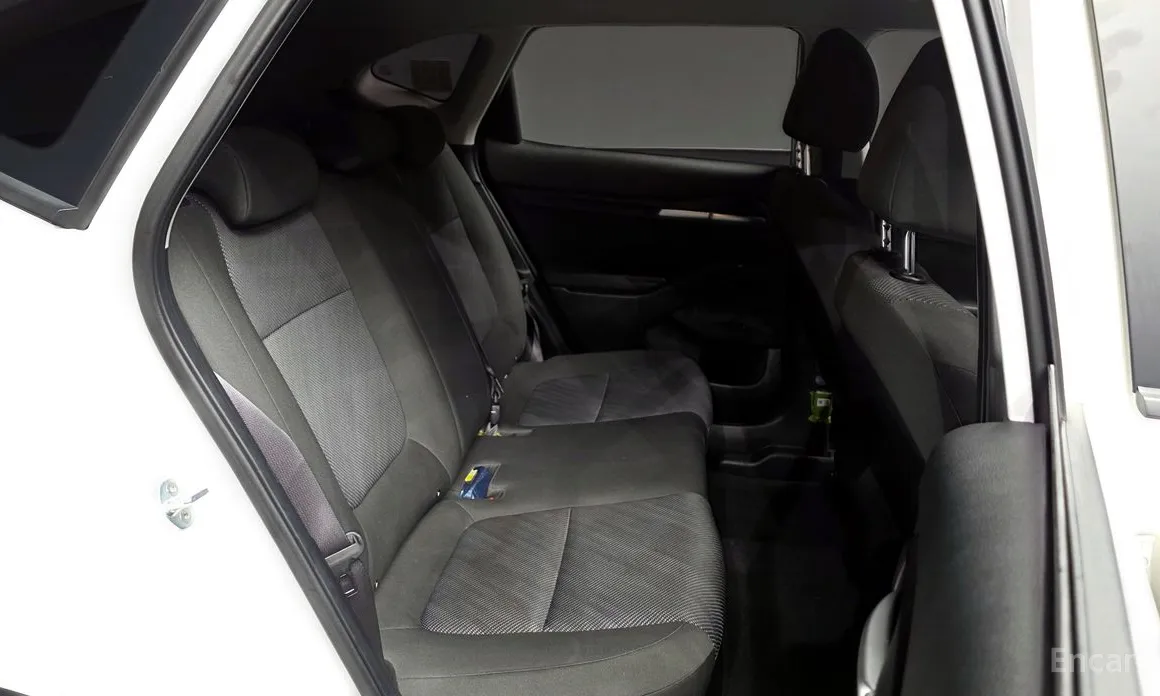 Фото 12 - Kia Seltos