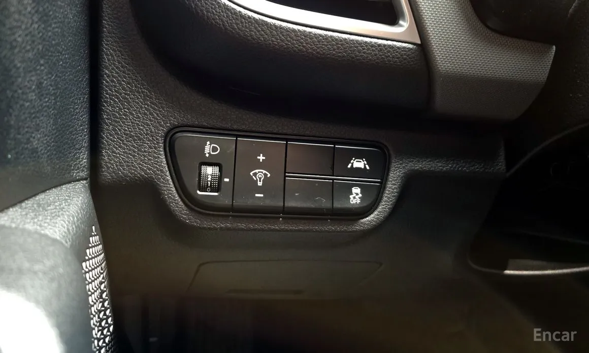 Фото 16 - Kia Seltos