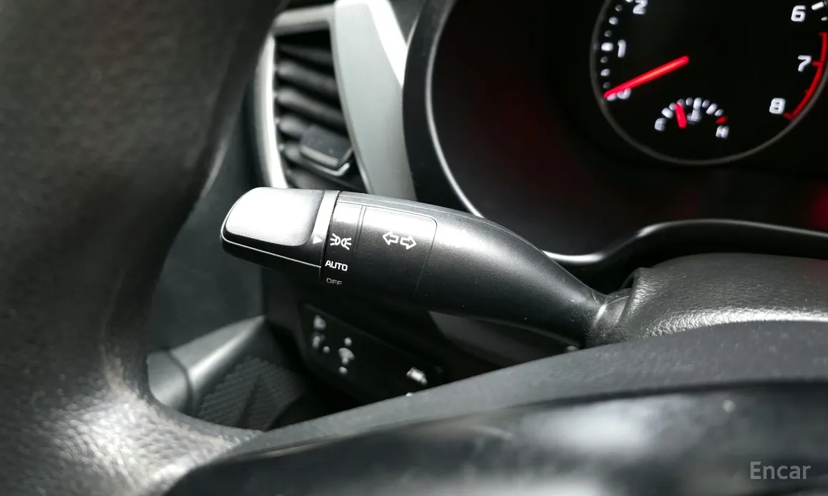 Фото 17 - Kia Seltos