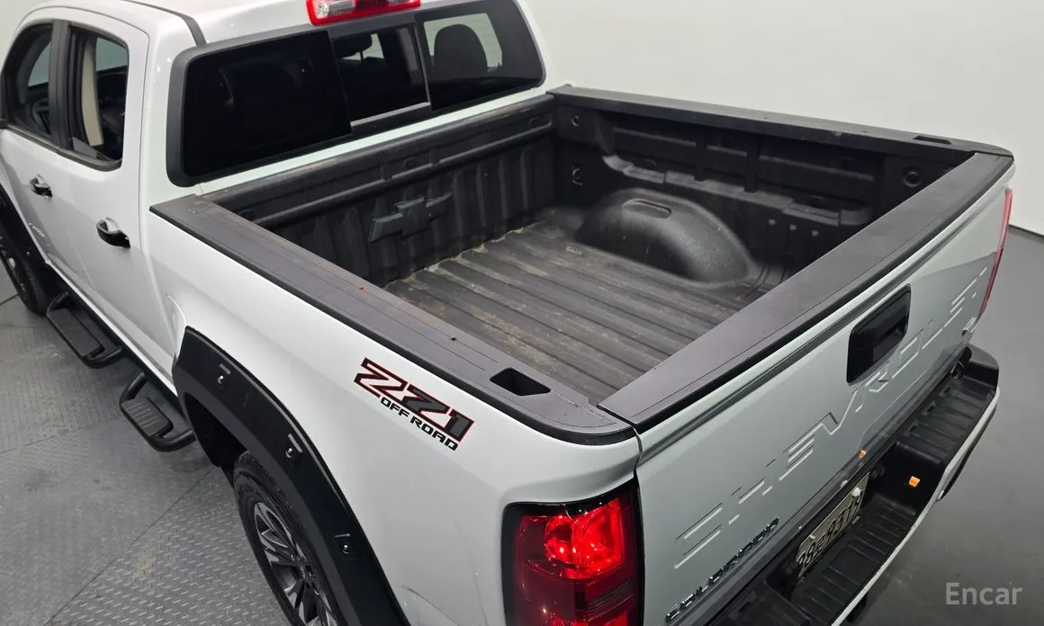 Фото 19 - Chevrolet Colorado