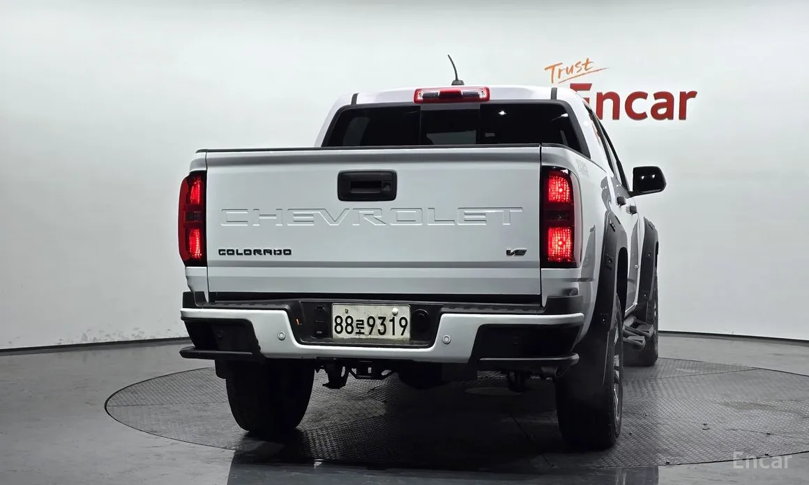 Фото 4 - Chevrolet Colorado