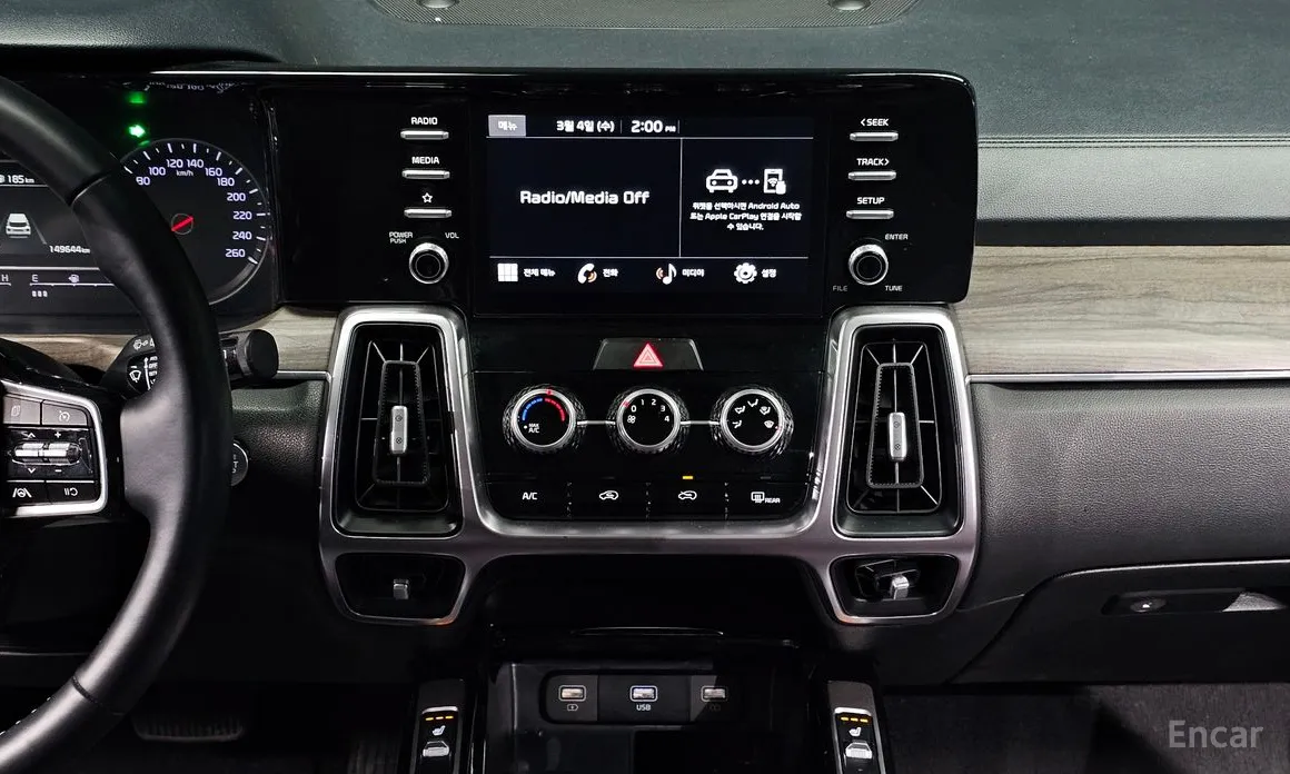 Фото 15 - Kia Sorento