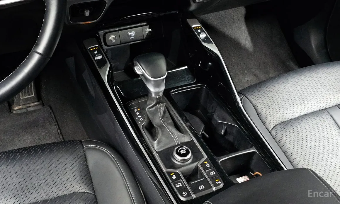 Фото 9 - Kia Sorento