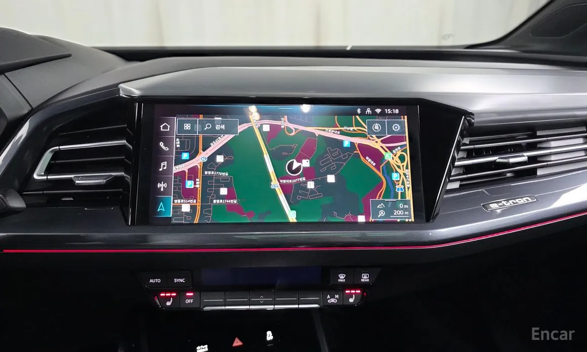 Фото 14 - Audi Q4 e-tron