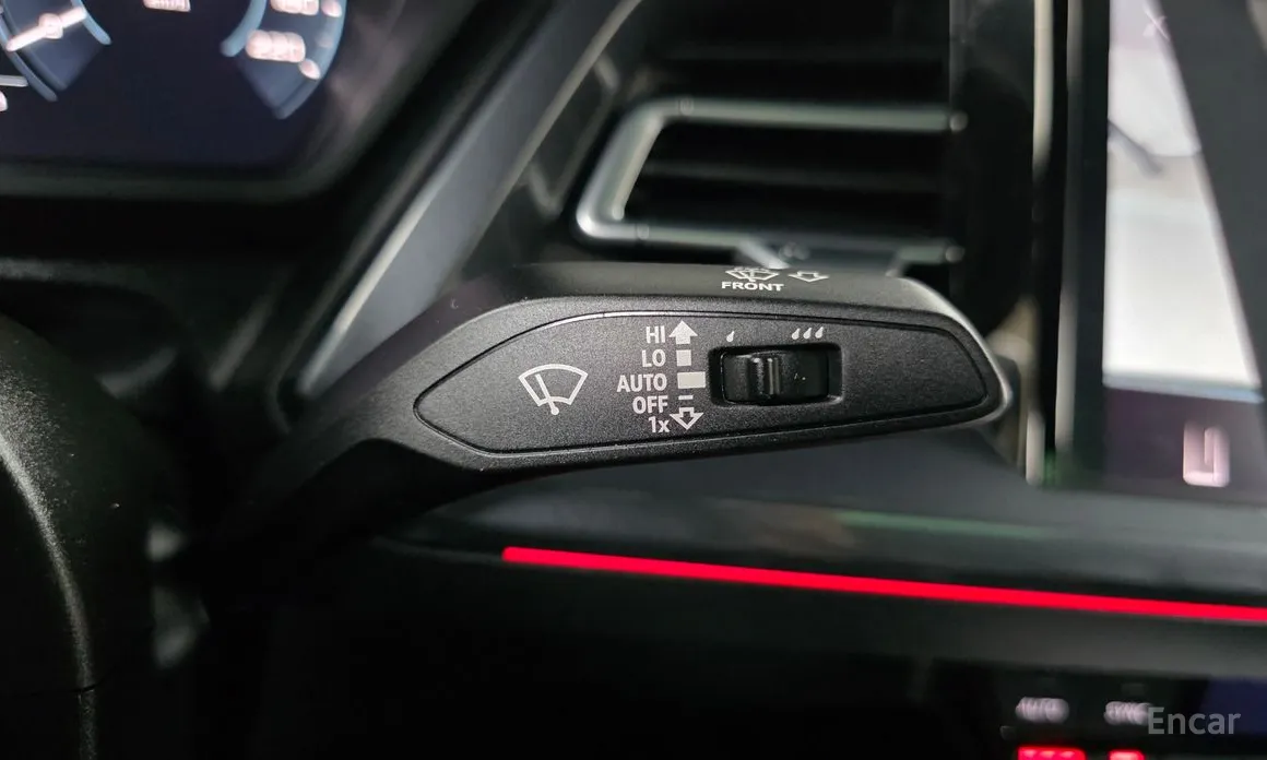 Фото 18 - Audi Q4 e-tron