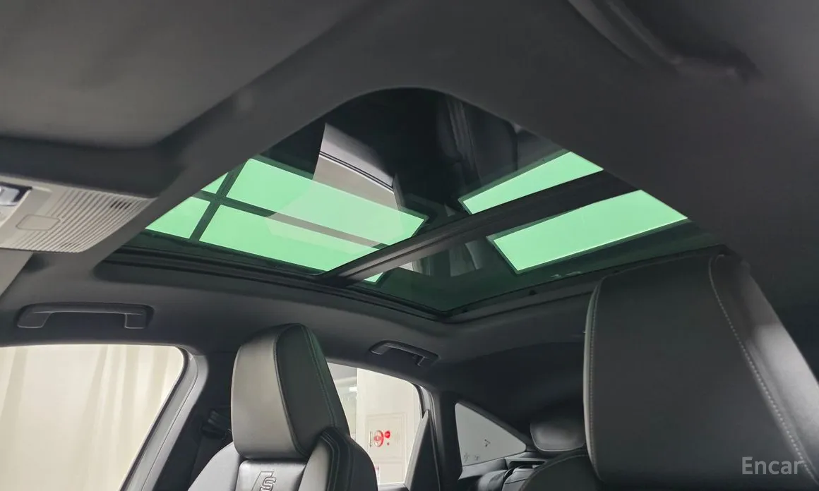 Фото 19 - Audi Q4 e-tron