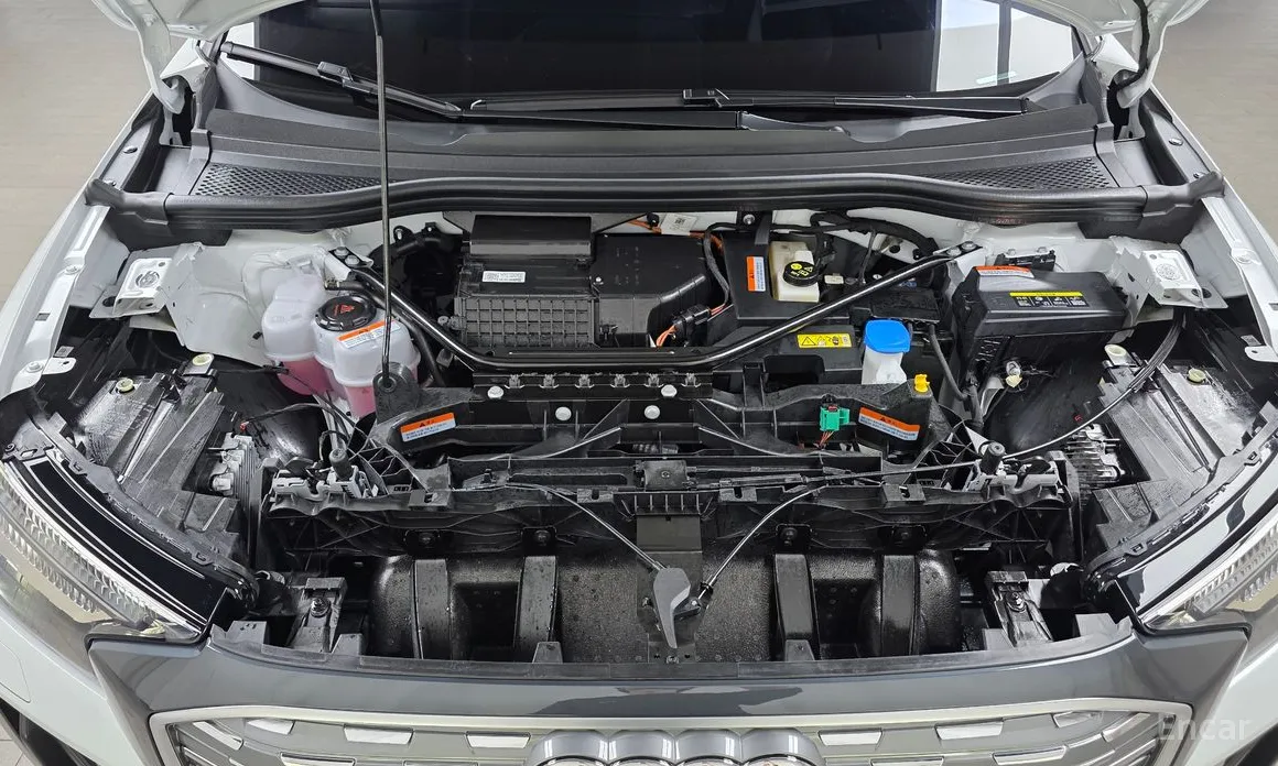 Фото 6 - Audi Q4 e-tron