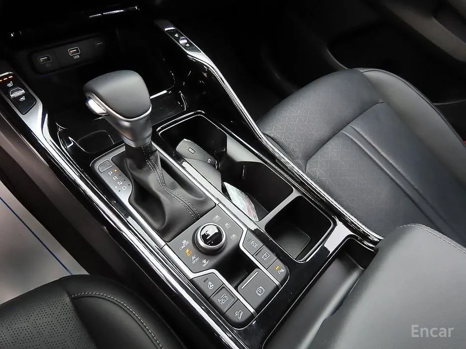 Фото 10 - Kia Sorento