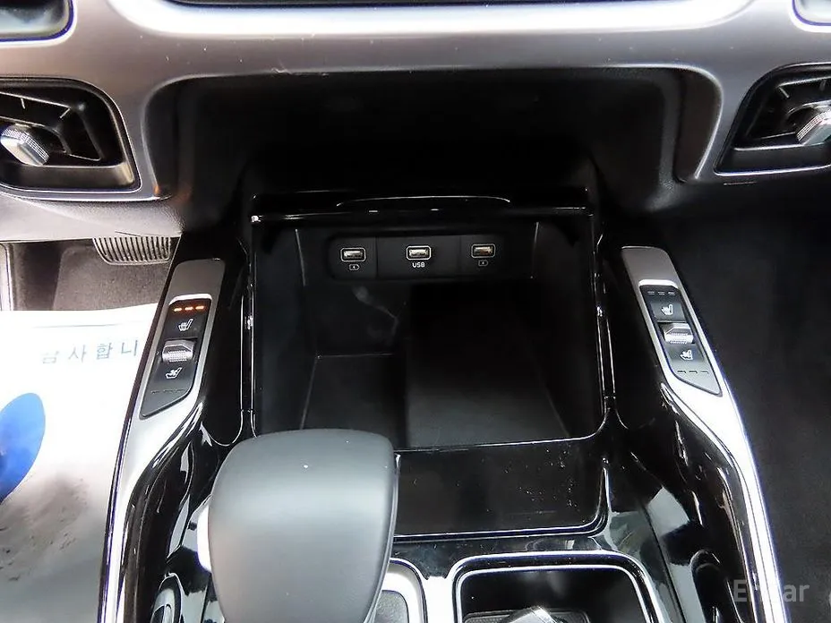 Фото 13 - Kia Sorento