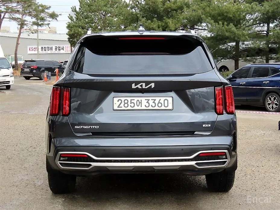 Фото 4 - Kia Sorento