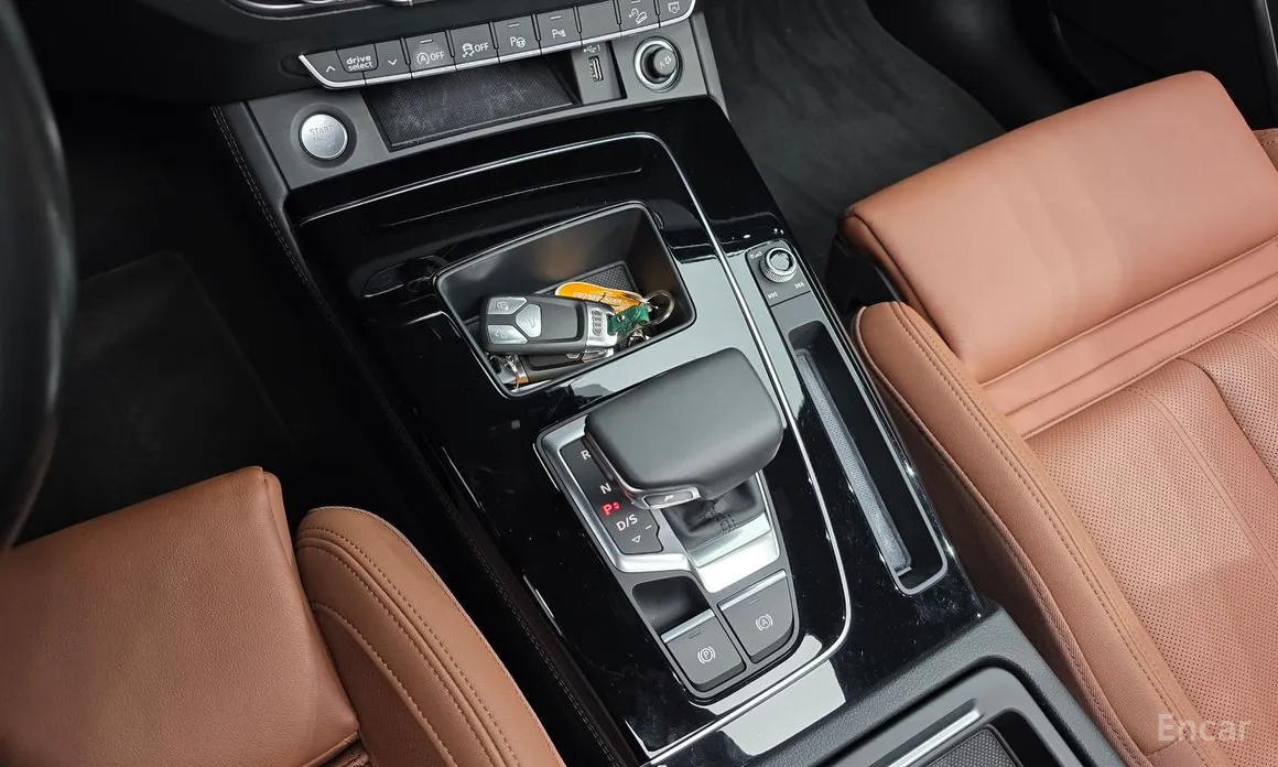 Фото 9 - Audi Q5