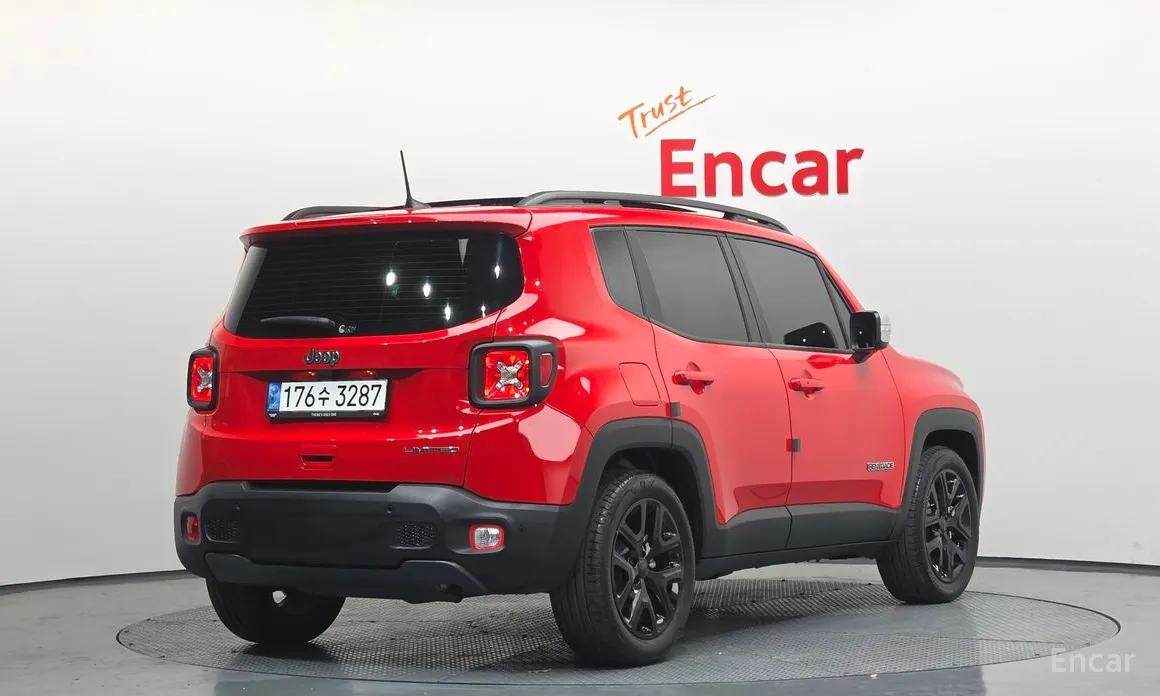 Фото 2 - Jeep Renegade