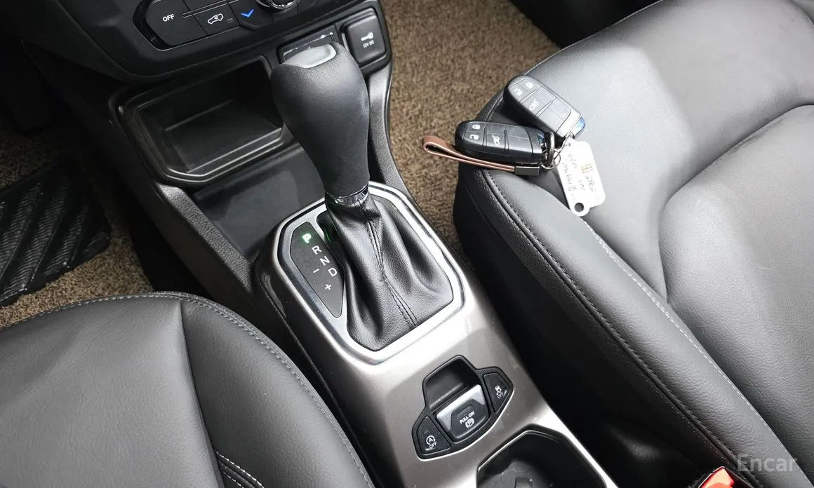 Фото 9 - Jeep Renegade