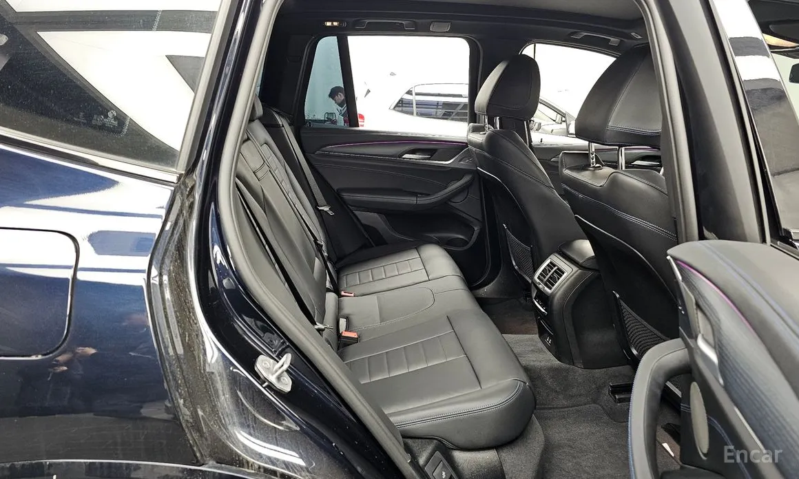 Фото 12 - BMW iX3