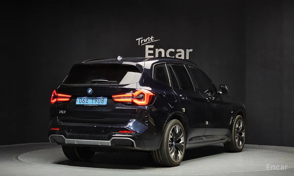 Фото 2 - BMW iX3