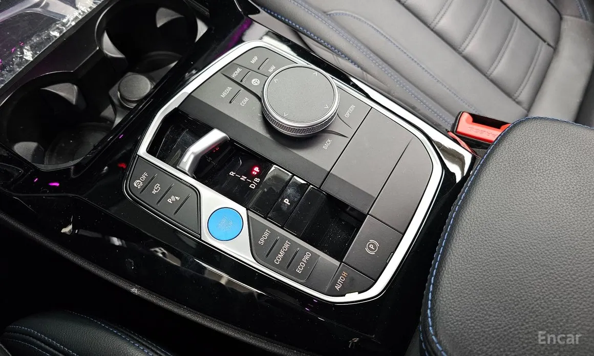 Фото 9 - BMW iX3