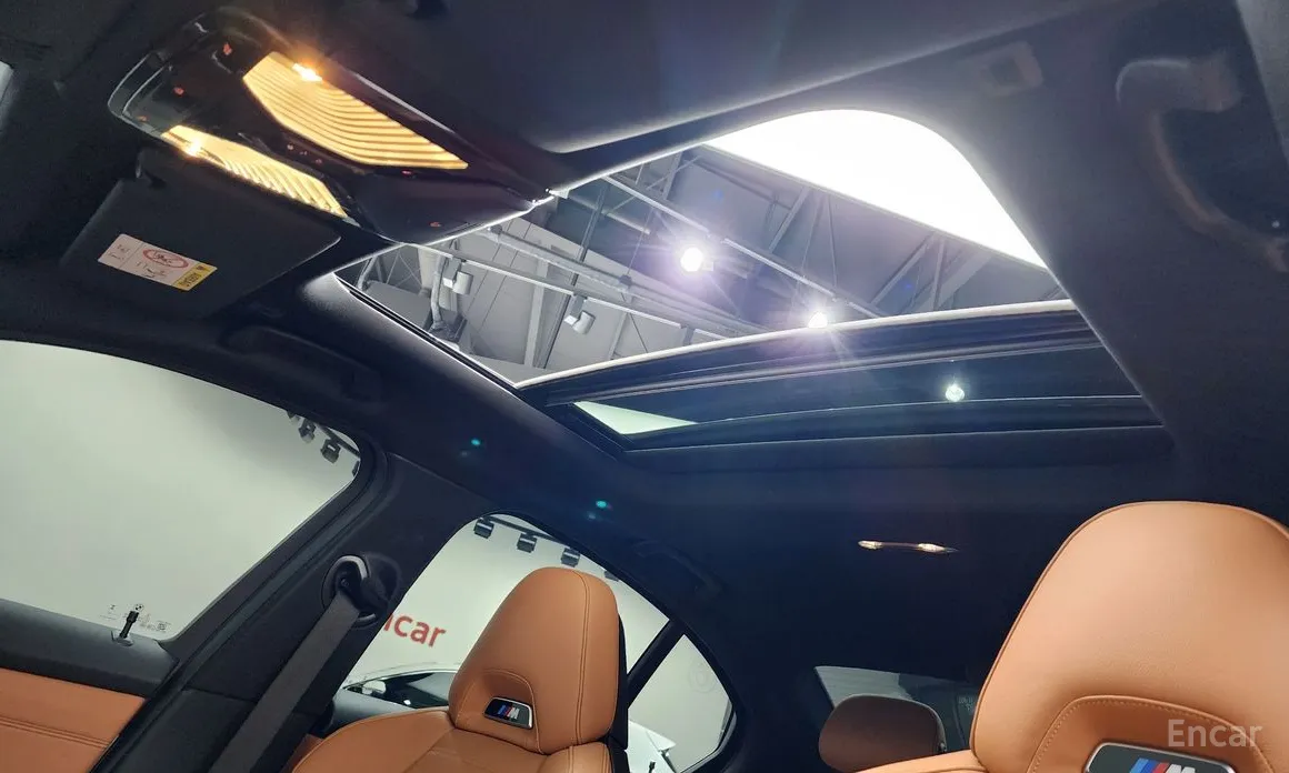 Photo 19 - BMW 3 Series