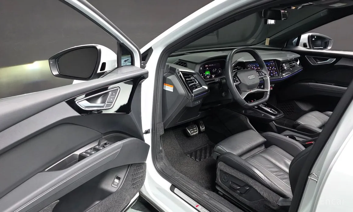 Фото 11 - Audi Q4 e-tron