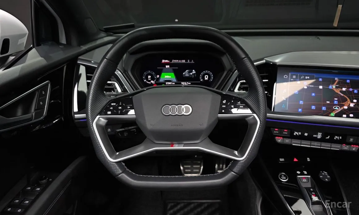 Фото 13 - Audi Q4 e-tron