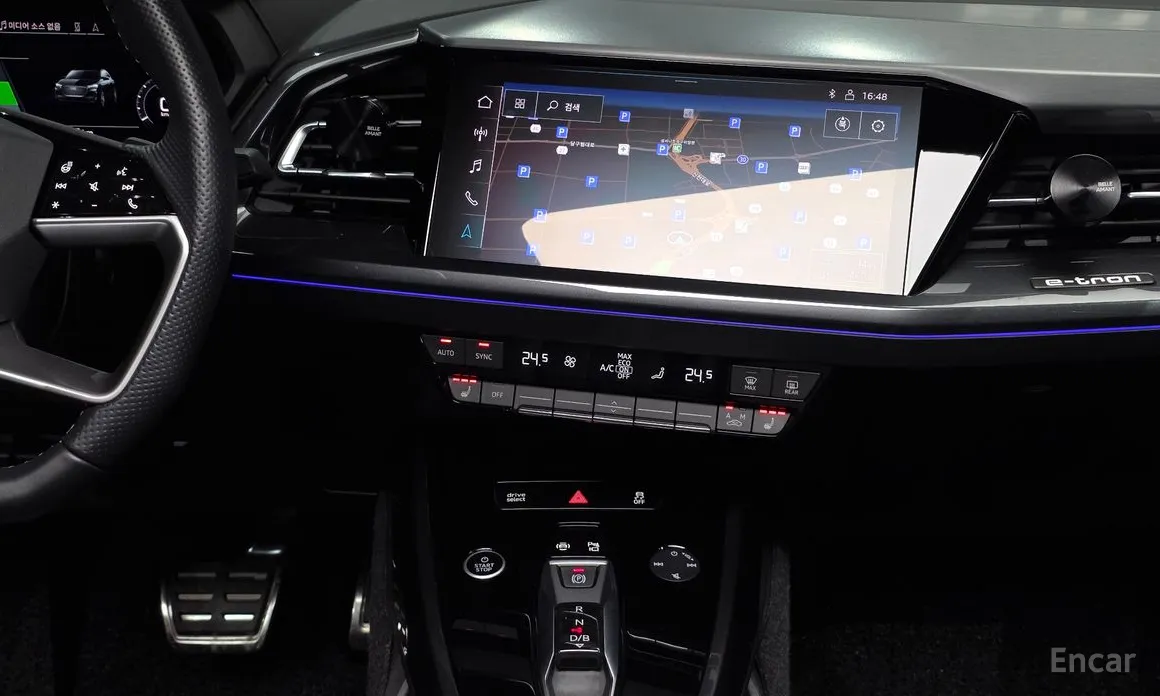 Фото 14 - Audi Q4 e-tron