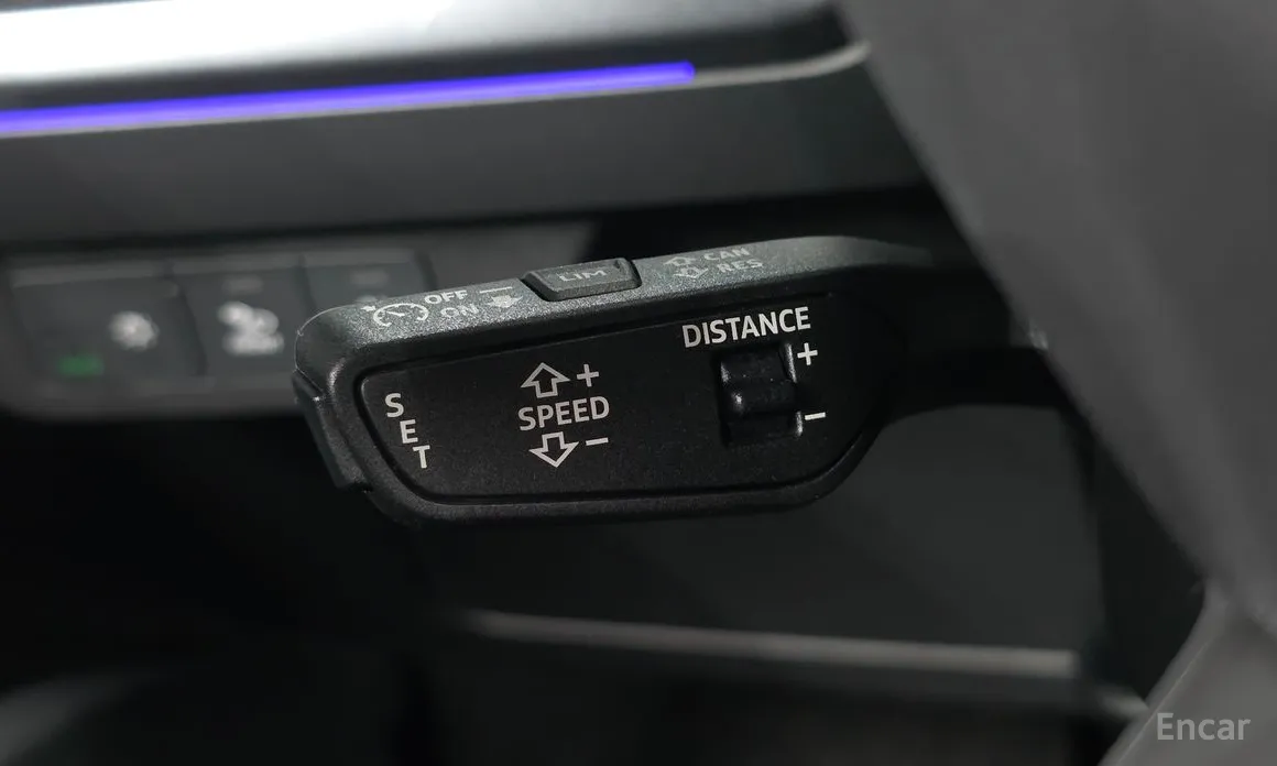 Фото 18 - Audi Q4 e-tron