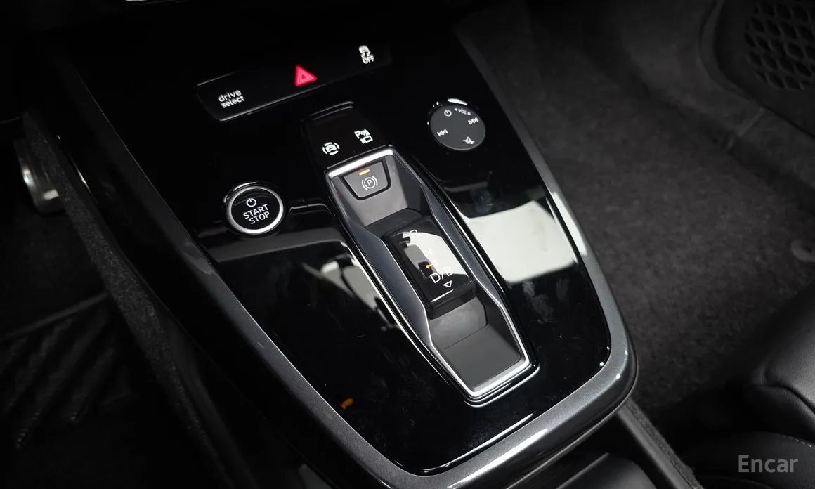 Фото 9 - Audi Q4 e-tron