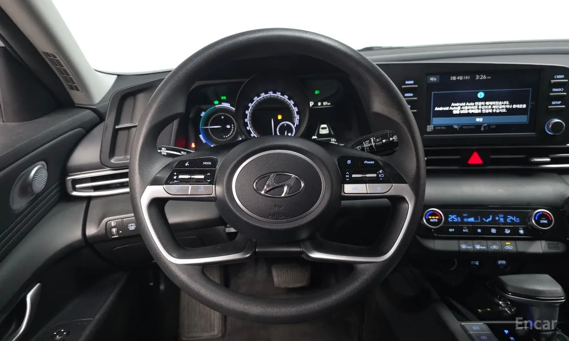 Фото 13 - Hyundai Avante